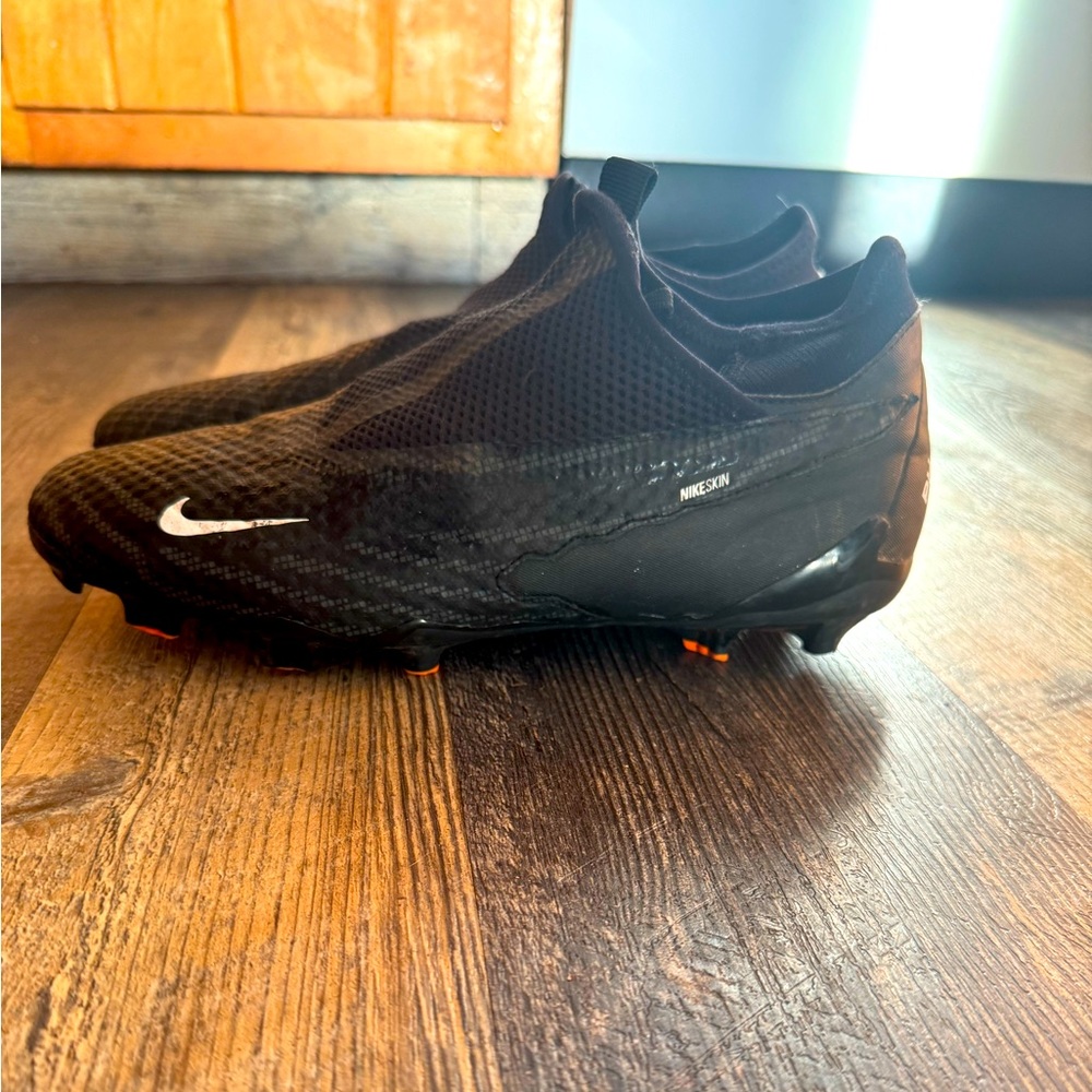 Men’s Nike soccer cleats